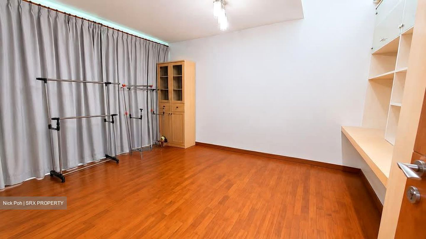 Chuan Loft (D19), Terrace #589261771